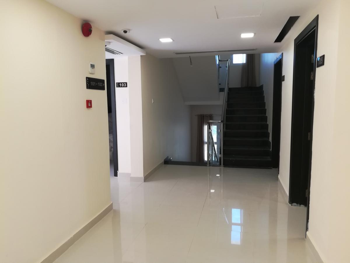 Tanuf Residency Hotel Низва Екстериор снимка